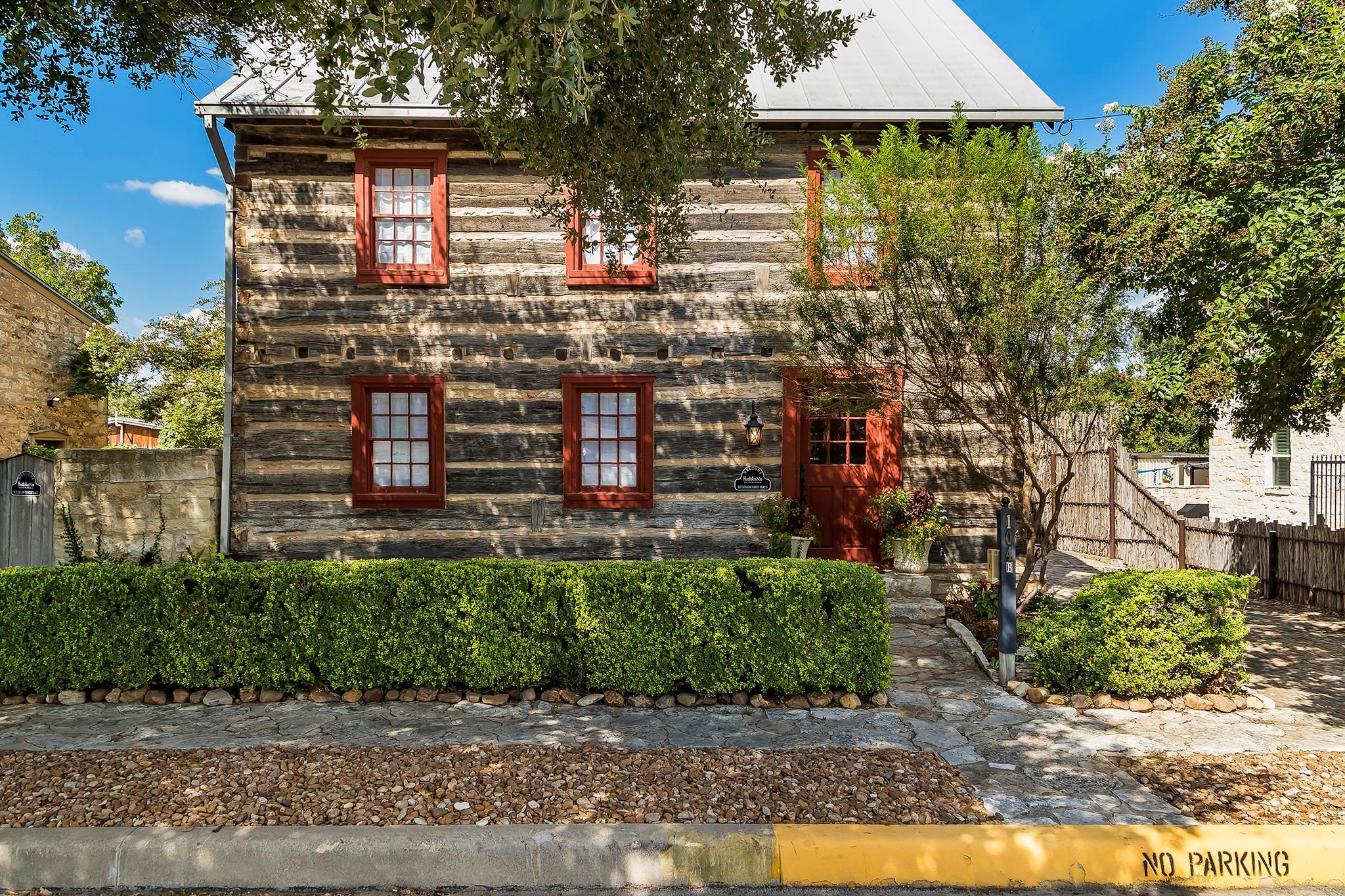 104 Austin Street Fredericksburg TX 78624