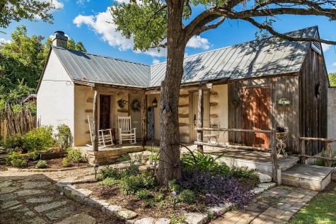 104 Austin Street Fredericksburg TX 78624