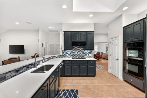 17 Stillmeadow Drive The Hills TX 78738