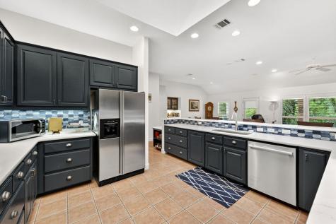 17 Stillmeadow Drive The Hills TX 78738