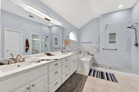 17 Stillmeadow Drive The Hills TX 78738