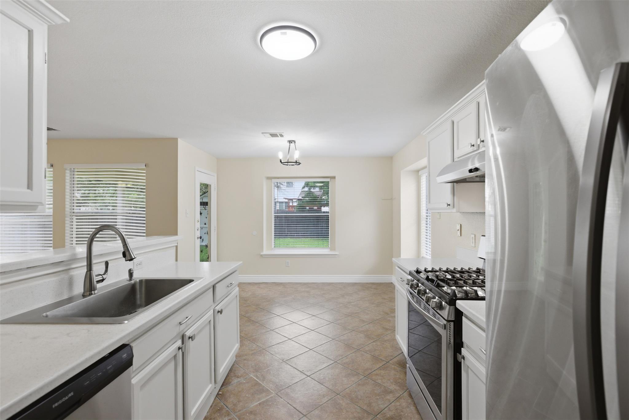 15532 Miss Adriennes Path Pflugerville TX 78660