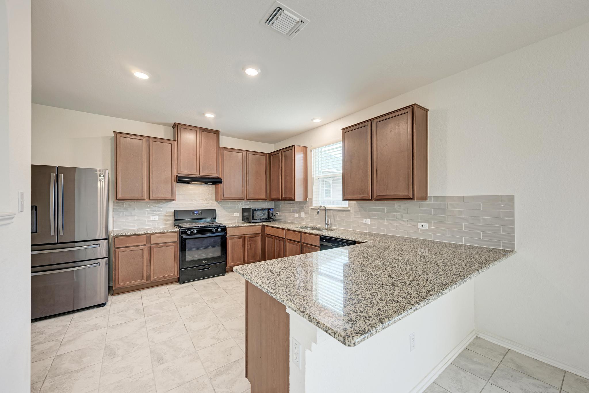 521 Lady Swiss Lane Hutto TX 78634