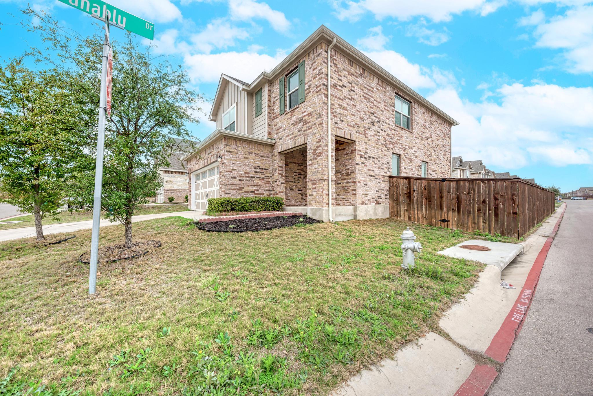 521 Lady Swiss Lane Hutto TX 78634