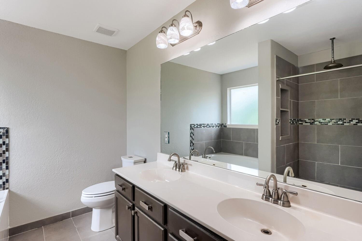 243 Covent Drive Kyle TX 78640