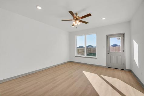 270 Boatright Boulevard Jarrell TX 76537