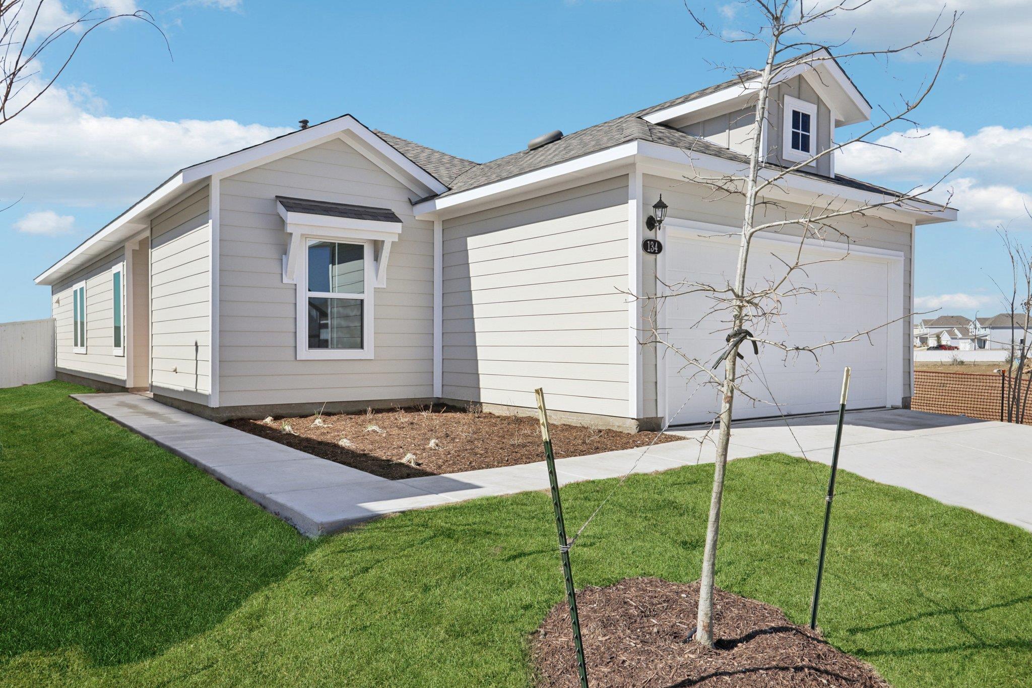 134 Summer Drive Elgin TX 78621
