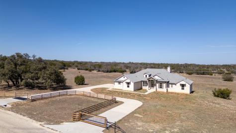 103 Buck Rabbit Road Briggs TX 78608