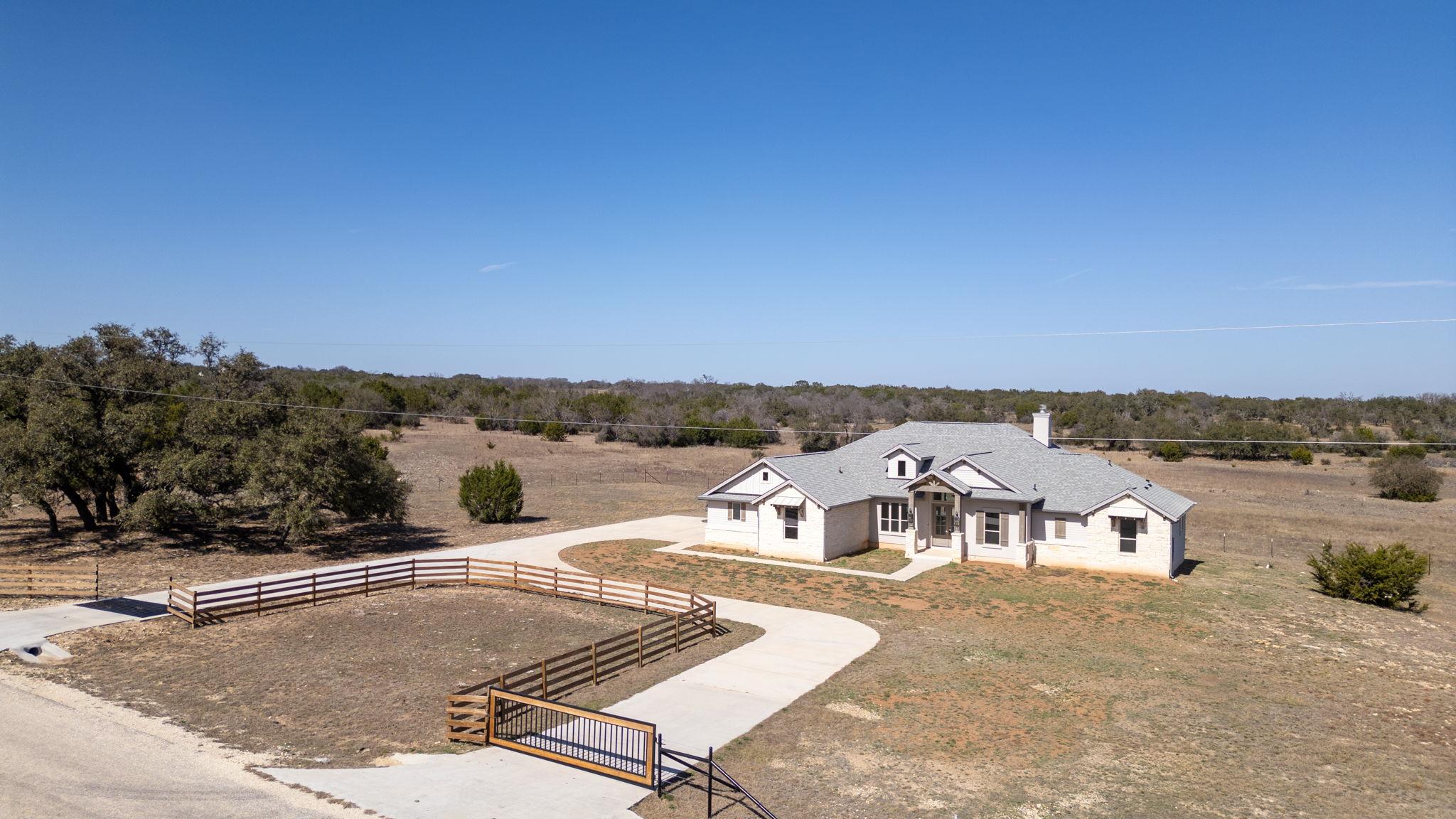 103 Buck Rabbit Road Briggs TX 78608
