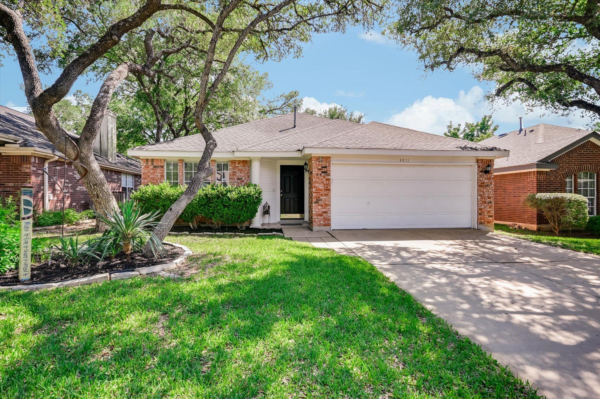 4811 Alta Loma Drive Austin TX 78749