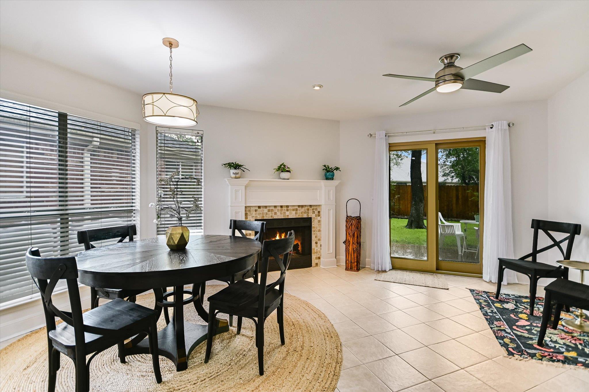 4811 Alta Loma Drive Austin TX 78749