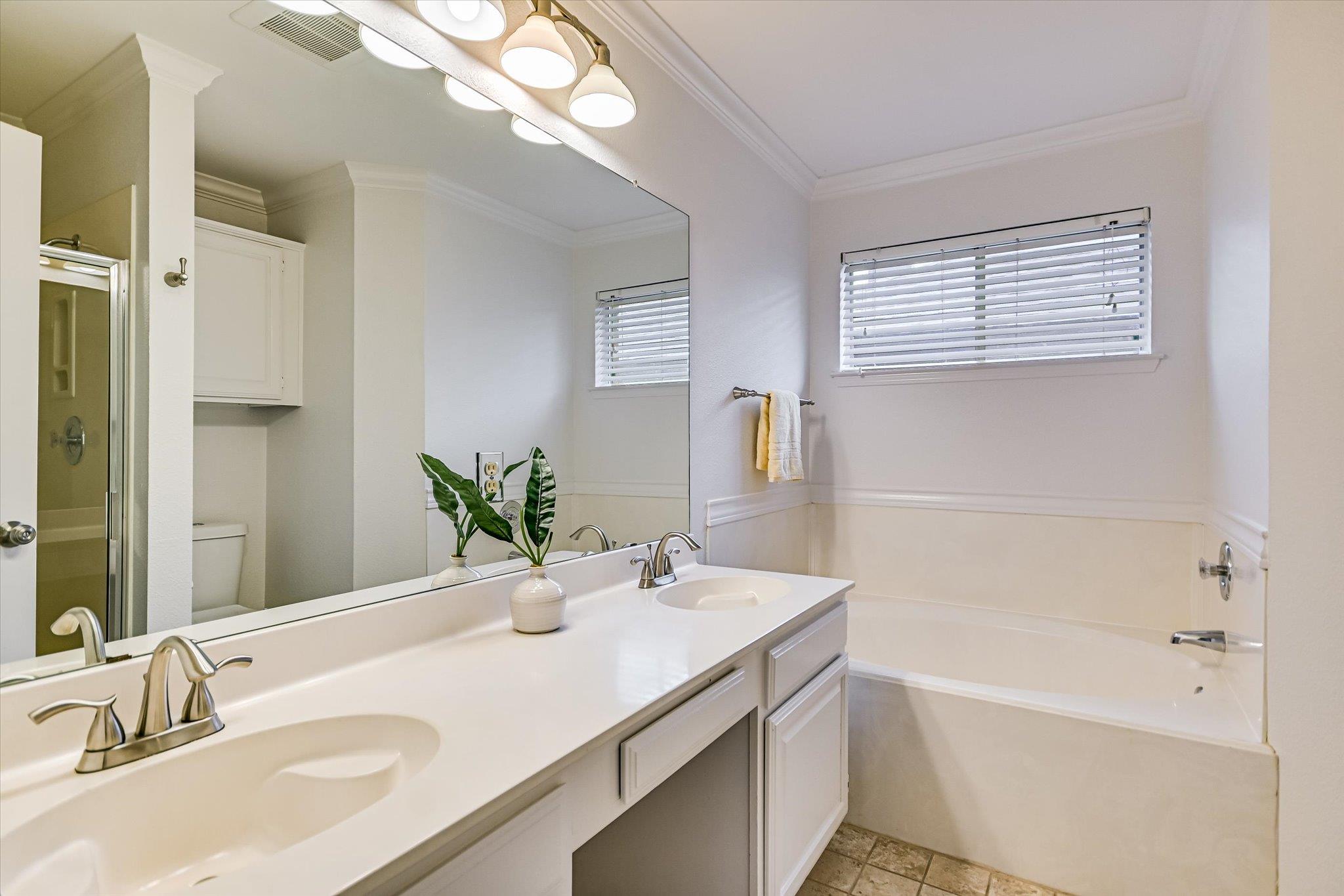 4811 Alta Loma Drive Austin TX 78749