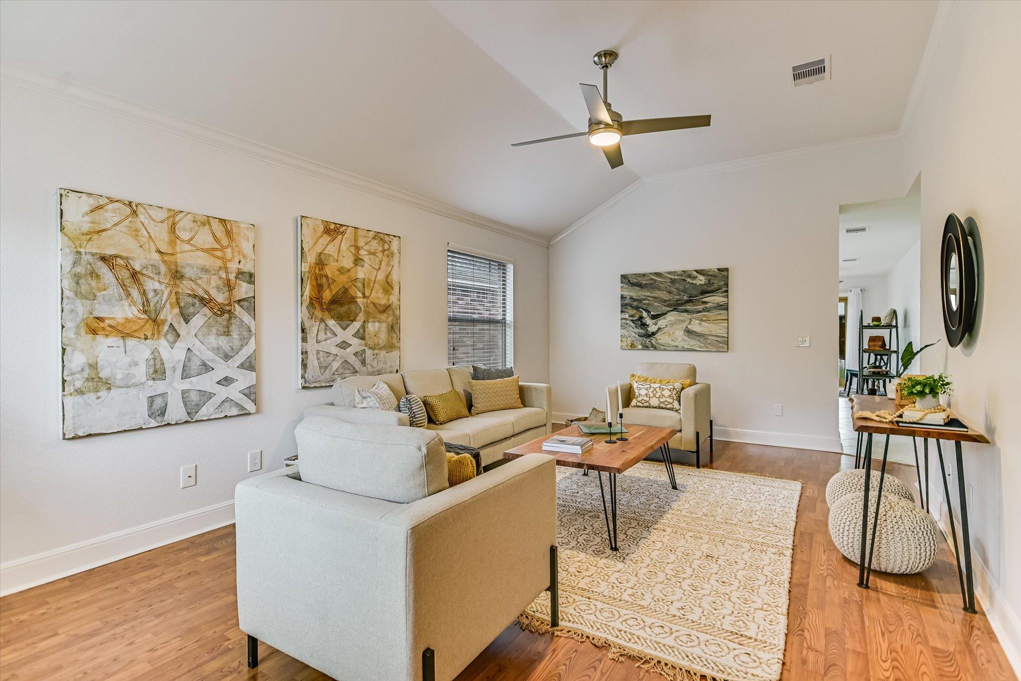 4811 Alta Loma Drive Austin TX 78749