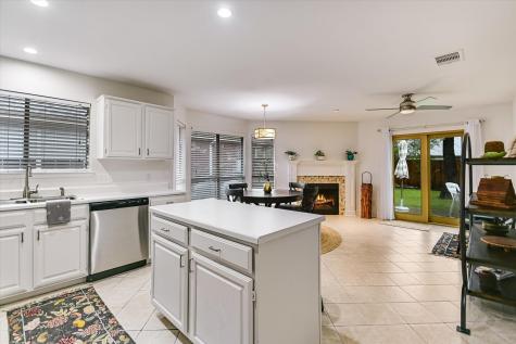 4811 Alta Loma Drive Austin TX 78749