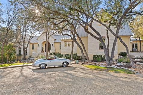 954 Riverforest Drive New Braunfels TX 78132