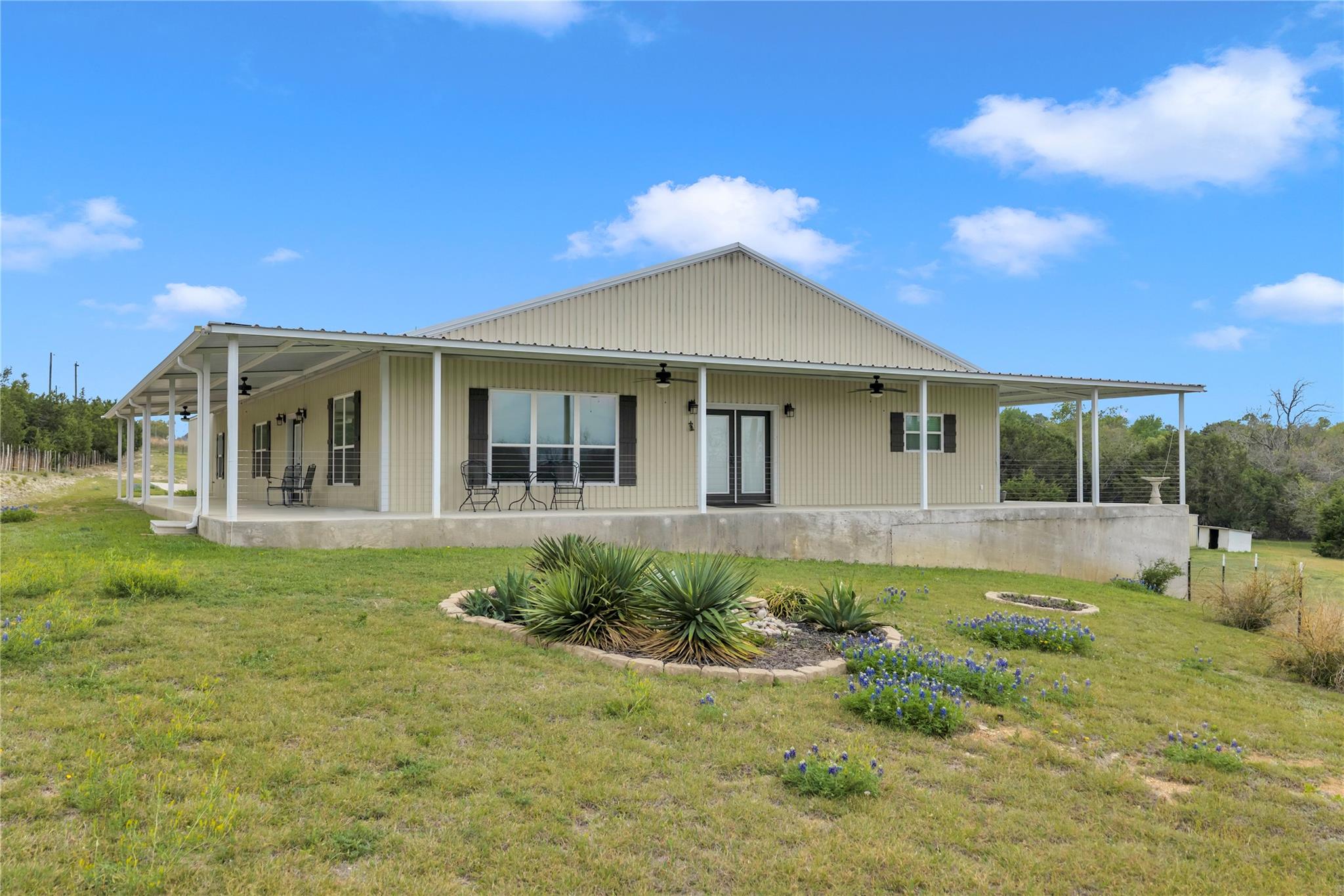 5020 County Road 252 Bertram TX 78605