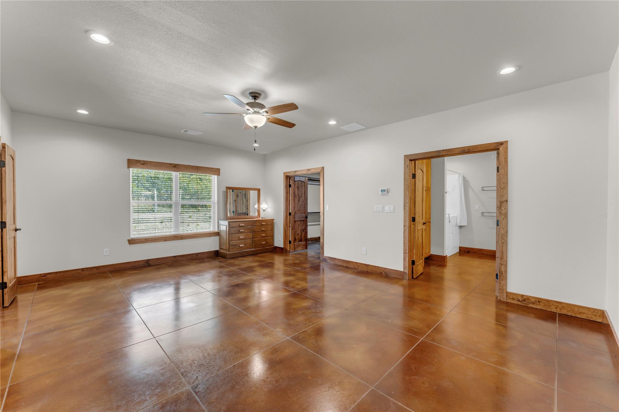 5020 County Road 252 Bertram TX 78605