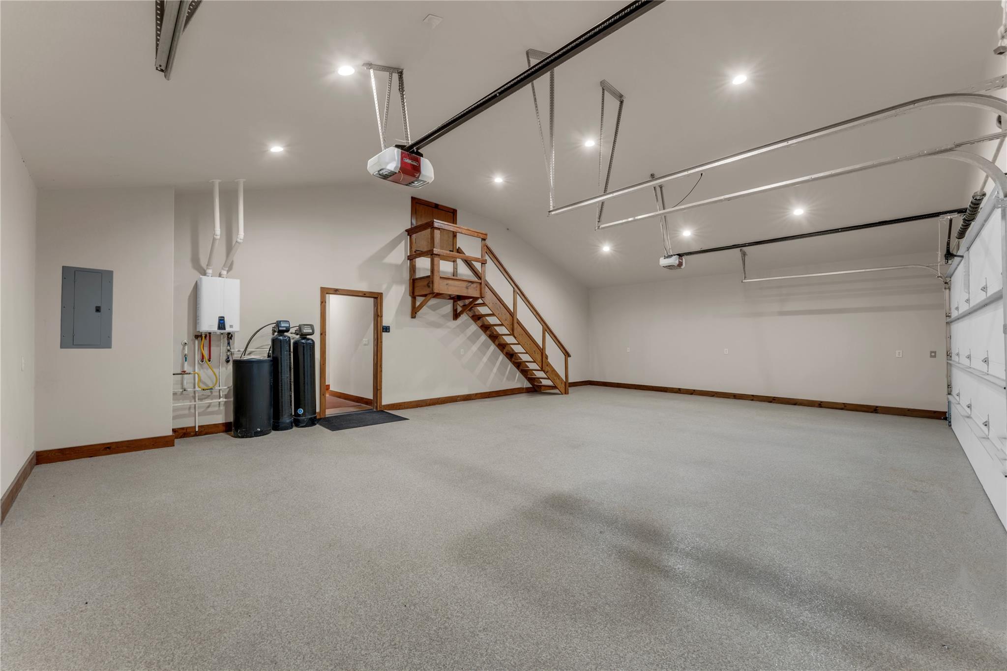 5020 County Road 252 Bertram TX 78605