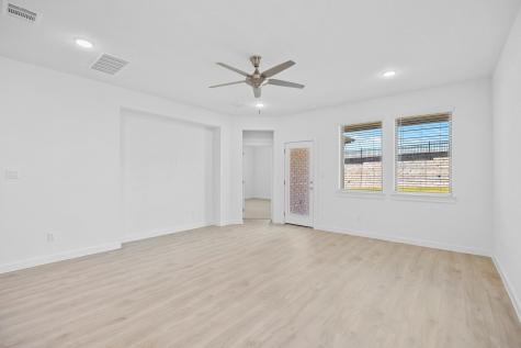 8014 Shining Flor Run Lago Vista TX 78645