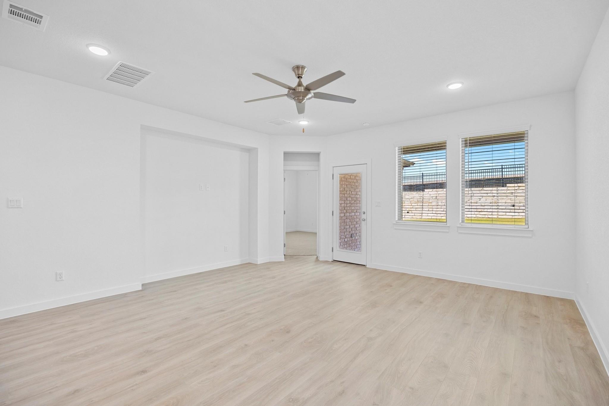 8014 Shining Flor Run Lago Vista TX 78645