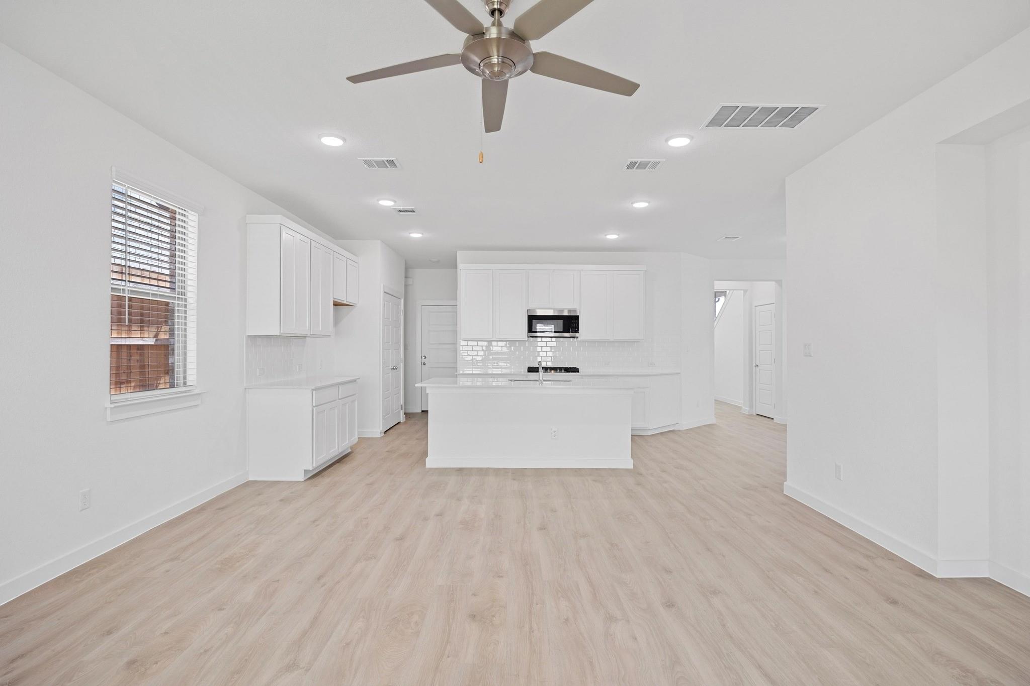 8014 Shining Flor Run Lago Vista TX 78645
