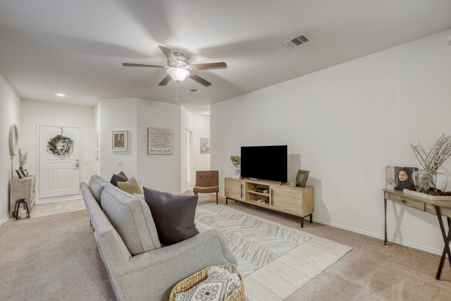 5805 Alomar Cove Del Valle TX 78617