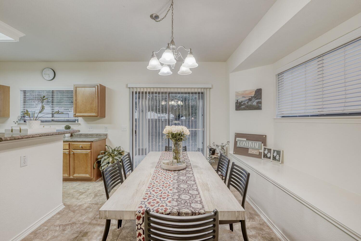 5805 Alomar Cove Del Valle TX 78617