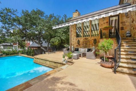303 Rolling Green Drive Lakeway TX 78734
