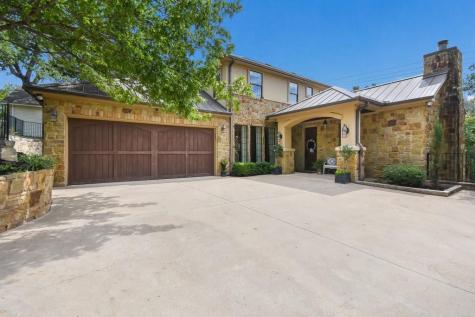 303 Rolling Green Drive Lakeway TX 78734