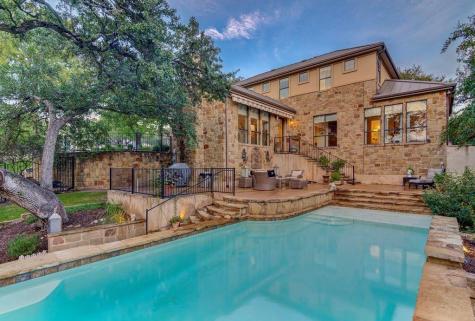 303 Rolling Green Drive Lakeway TX 78734