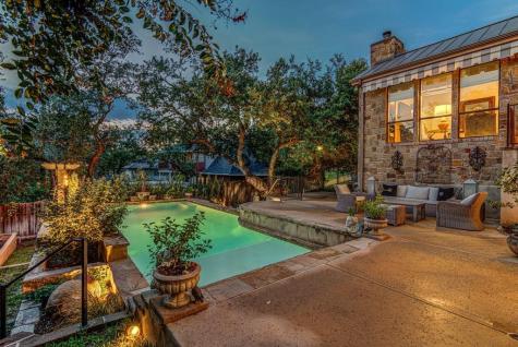 303 Rolling Green Drive Lakeway TX 78734