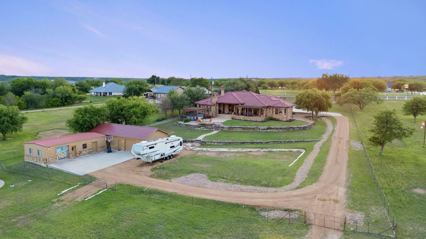 481 Chimney Cove Drive Marble Falls TX 78654