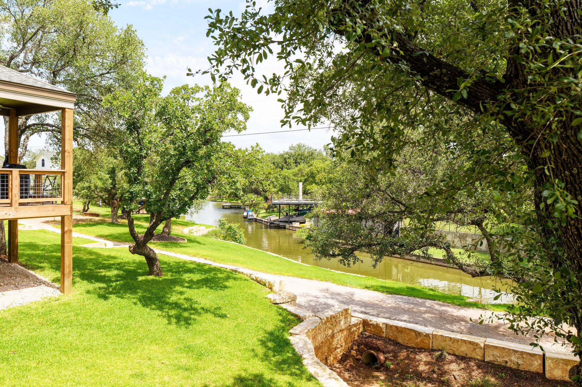 302 Castlehigh Drive Granite Shoals TX 78654
