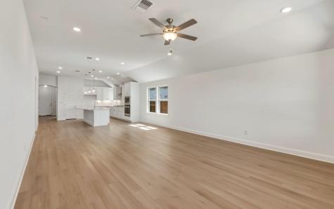 6900 Cliff Rose Drive Spicewood TX 78669