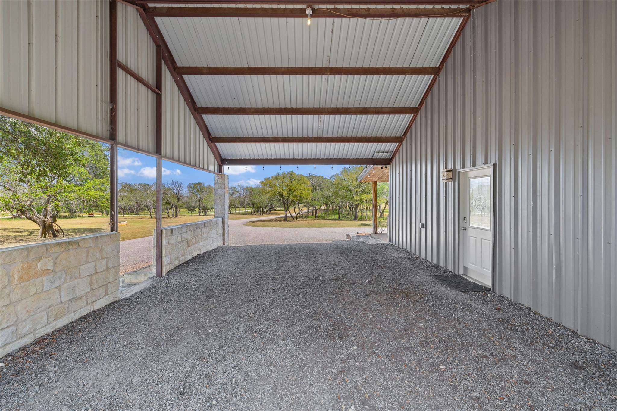 2631 N Us Highway 281 Johnson City TX 78636