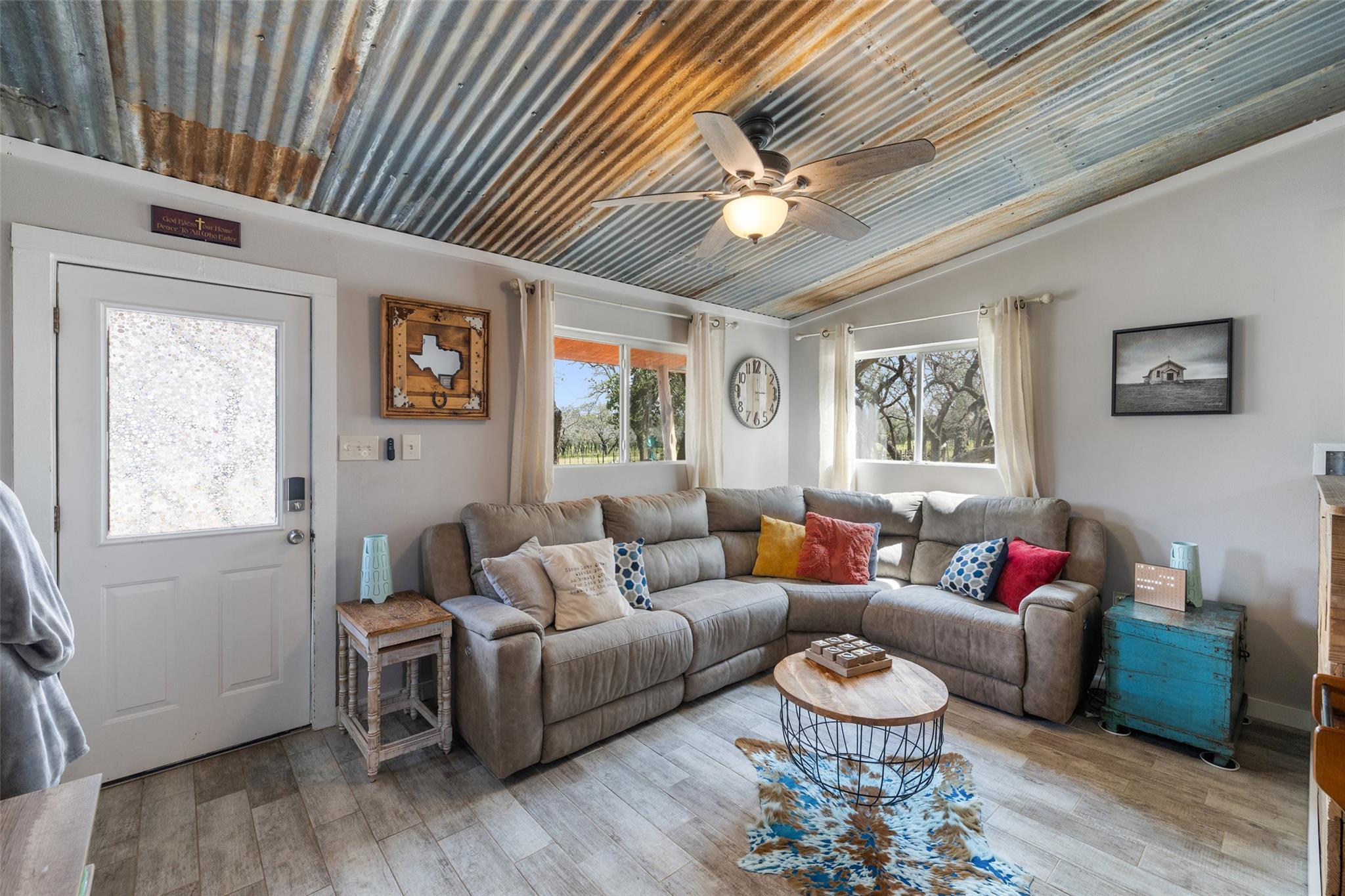 2631 N Us Highway 281 Johnson City TX 78636