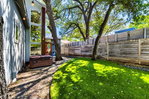 209 El Paso Street Austin TX 78704