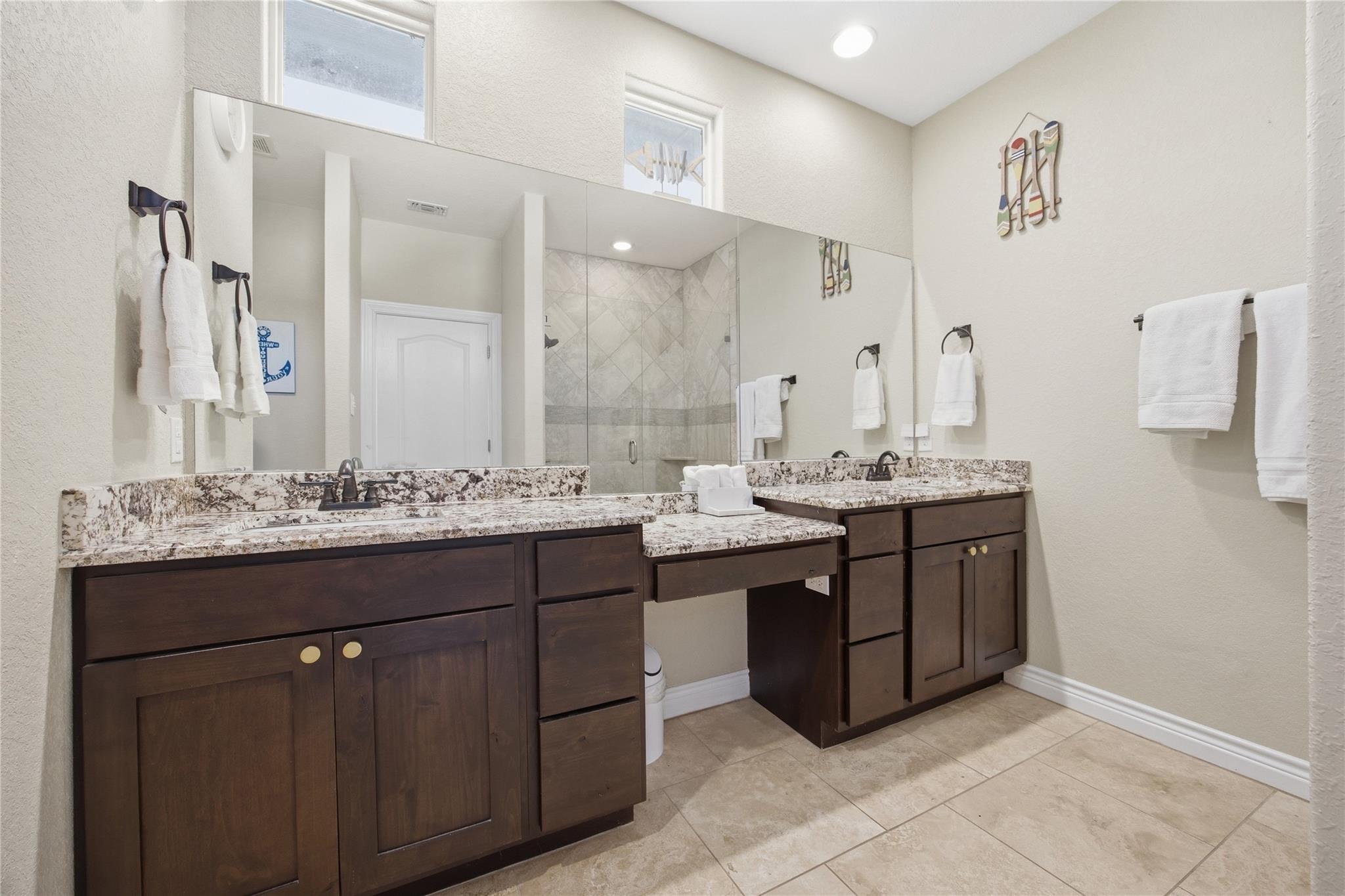 1748 Lakeshore Drive Canyon Lake TX 78133