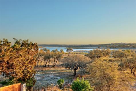 1748 Lakeshore Drive Canyon Lake TX 78133