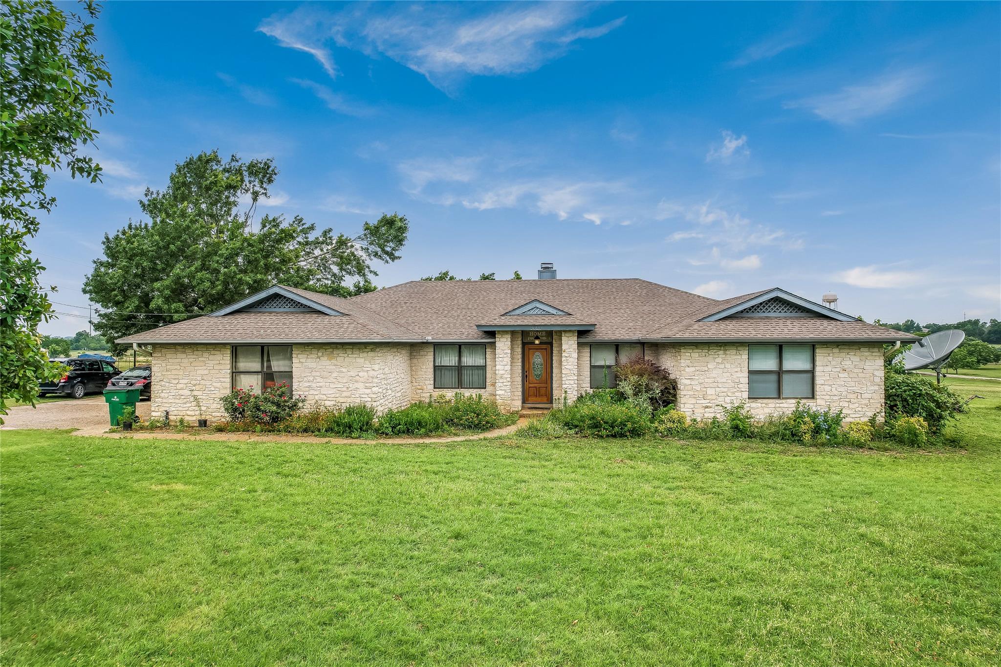 1931 Rowe Loop Pflugerville TX 78660