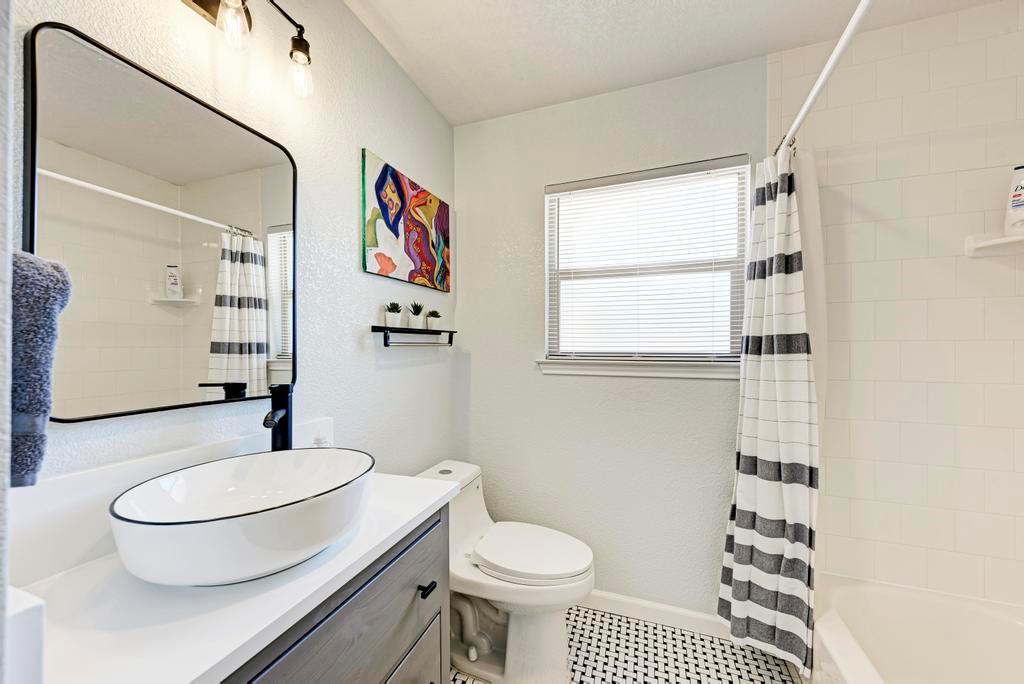 2209 N Celia Drive Cedar Park TX 78613
