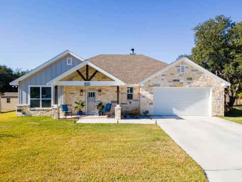 1610 Badger Lane Lampasas TX 76550