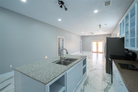 661 Hidden Oak Road Dale TX 78616