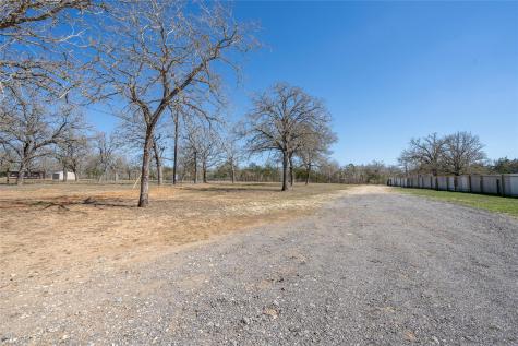 661 Hidden Oak Road Dale TX 78616