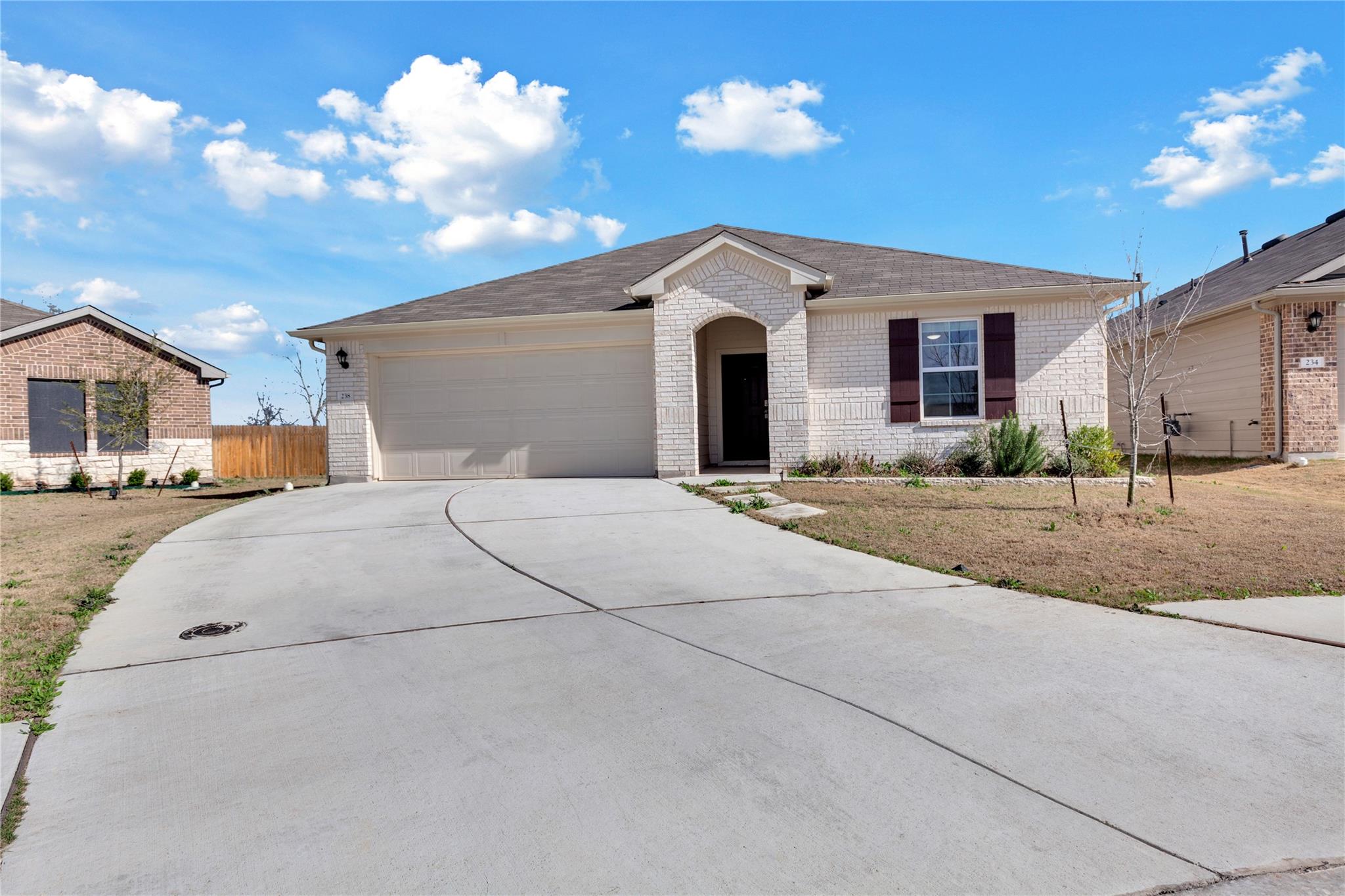 238 Sickle Loop Uhland TX 78640