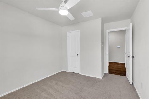 238 Sickle Loop Uhland TX 78640