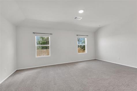 238 Sickle Loop Uhland TX 78640
