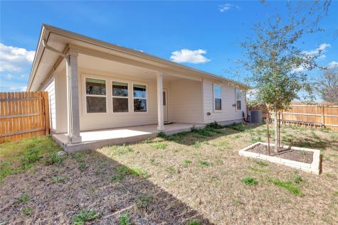 238 Sickle Loop Uhland TX 78640