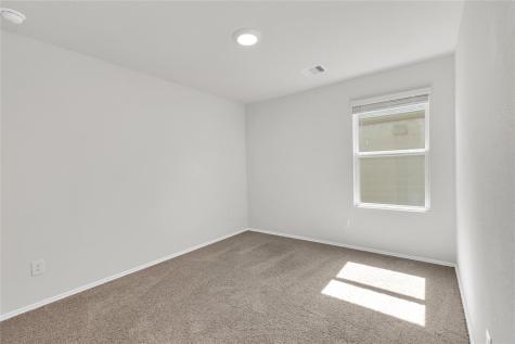 238 Sickle Loop Uhland TX 78640