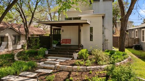 1809 Eva Street Austin TX 78704